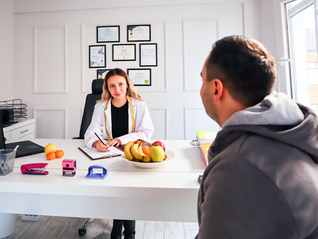 Nutrition consultation with expert